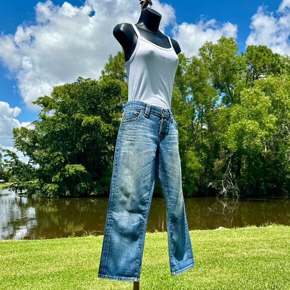 True Religion Kingston 100% Cotton Denim Womens Straight Leg Capri Button Fly 27 - Picture 3 of 16